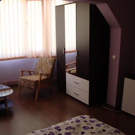 Apartamentul Republicii Alba Iulia Exterior foto