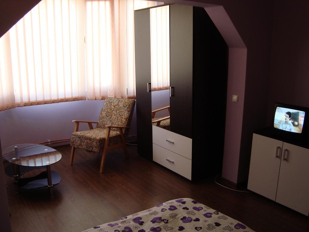 Apartamentul Republicii Alba Iulia Exterior foto